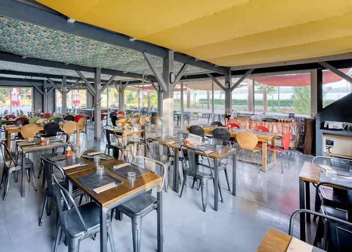 Camping Mobil 6 Pers Rivage Des Landes Piscine Landes *